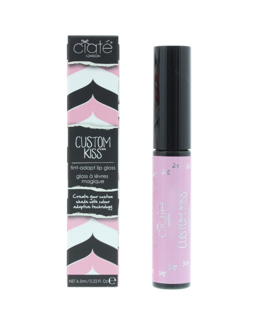 Ciate Custom Kiss TintAdapt Lip Gloss has a special alignment technology which makes this lip gloss adapt and creates a unique rosy hue to your particular lip colour it also leaves a delicate sweet caramel fragrance. The lovely applicator makes it easy to apply. Apply a generous layer on your lips and enhance your natural lip colour Ciate Lip Gloss Features Delicate sweet caramel fragrance 6.5ml