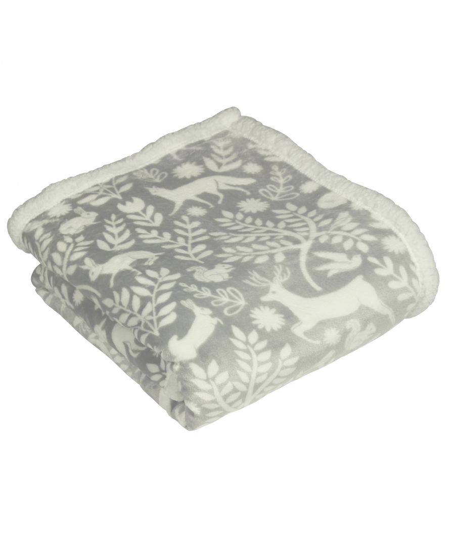 Skandi woodland throw is a versatile piece during the colder seasons. Featuring an intricate design of woodland animals from hares to foxes intertwined with branches. Created with luxurious 230gsm microfleece for a super soft front that emanates an opulent sheen. With a 230gsm sherpa reverse in a optic white you'll be keeping toasty warm all night long.