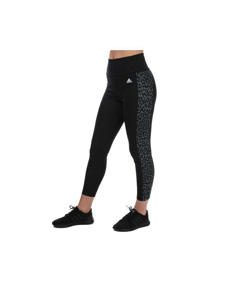 Womens adidas D2M AEROREADY Leopard Print 7-8 Tights in black grey.- High-rise elastic waist.- Slip pocket in the waistband.- Seven-eighth length.- Sweat-wicking AEROREADY technology keeps you dry through any type of training.- Allover print.- Breathable feel.- Interlock.- Fitted fit.- Main Material: 89% Polyester (Recycled)   11% Elastane. Machine washable.- Ref: GL4046
