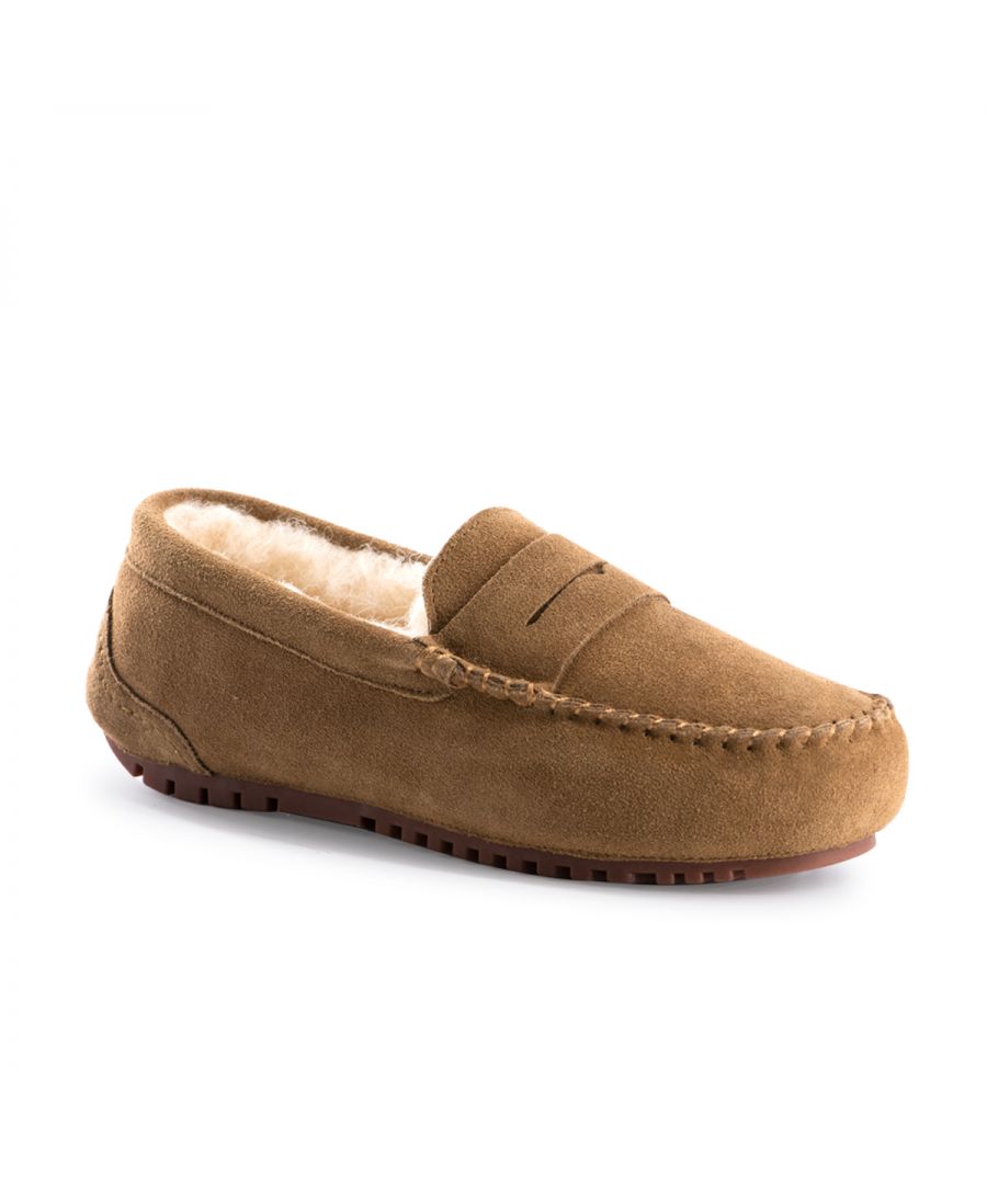 Cosy moccasin you will never want to take off your feet. The on trend loafer with the penny bar. Plush premium Australian sheepskin lining. Leather suede upper - Water Resistance. Full Australian sheepskin insole. Fine craftsmanship. Rubber sole for extra grip. Relaxed elegance at its best. \nWe recommend buying one size up for this style.
