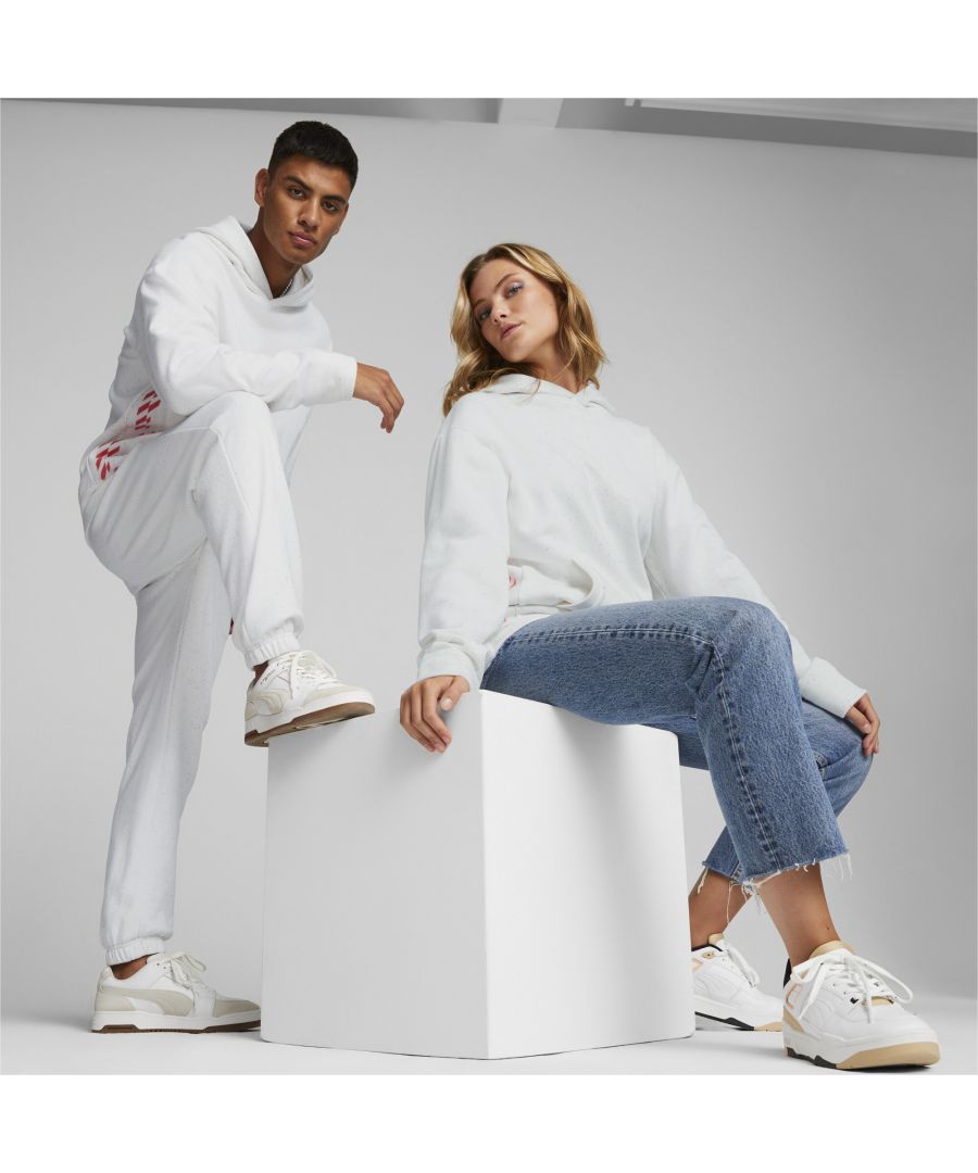 PRODUCT STORY RE:Collection is all about the materials, helping us to rewrite the narrative, and show respect to our resources. Hit the city in comfort with this relaxed-fit hoodie. It’s made from French terry jersey and has colourful flecks throughout for a perfectly imperfect appearance. FEATURES & BENEFITS : Recycled Content: Made with at least 20% recycled material as a step toward a better future Cotton: Cotton in PUMA products comes from farms with a focus on sustainable farming such as water efficiency and soil health protection. Learn more: https://about.puma.com/forever-better DETAILS : Relaxed fit French terry jersey Side pockets PUMA Archive No. 1 Logo on the chest