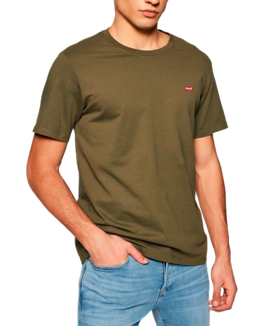 Brand: Levi`s   Gender: Men   Type: T-shirts   Color: Green   Pattern: Plain   Neckline: Round Neck   Sleeves: Short Sleeve   Fastening: Slip On   Season: Spring/summer  -100% cotton •