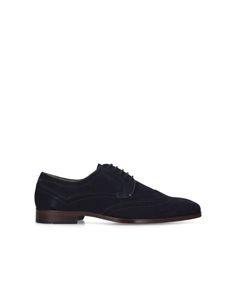 Contoured with subtly contrasting stitching, the Brigg lace-up from KG Kurt Geiger is a masterclass in understated style. The navy upper is enhanced with a blue-stitched highlight and tonal laces, while the contrast lining and durable outsole bring those nods to comfort and durability that'll see your investment pay off time after time.