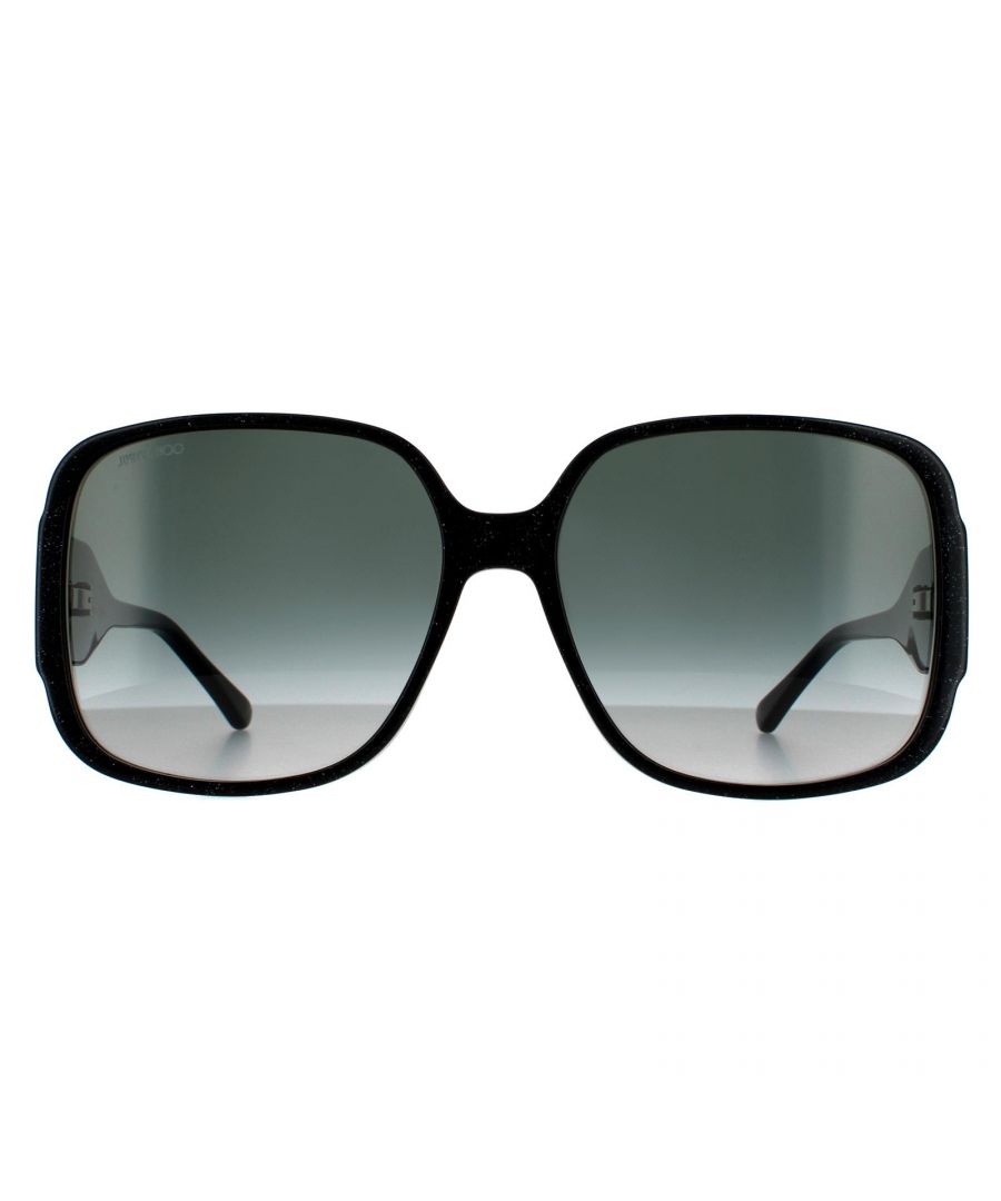 Jimmy Choo zonnebril tara/s dxf 9o zwarte glitter donkergrijze gradiënt zijn een vierkante stijl gemaakt van lichtgewicht acetaat. Rubberen neuskussens en gradiëntlenzen bieden de hele dag comfort. Het logo van de Jimmy Choo is gegraveerd in de tempels voor merkauthenticiteit