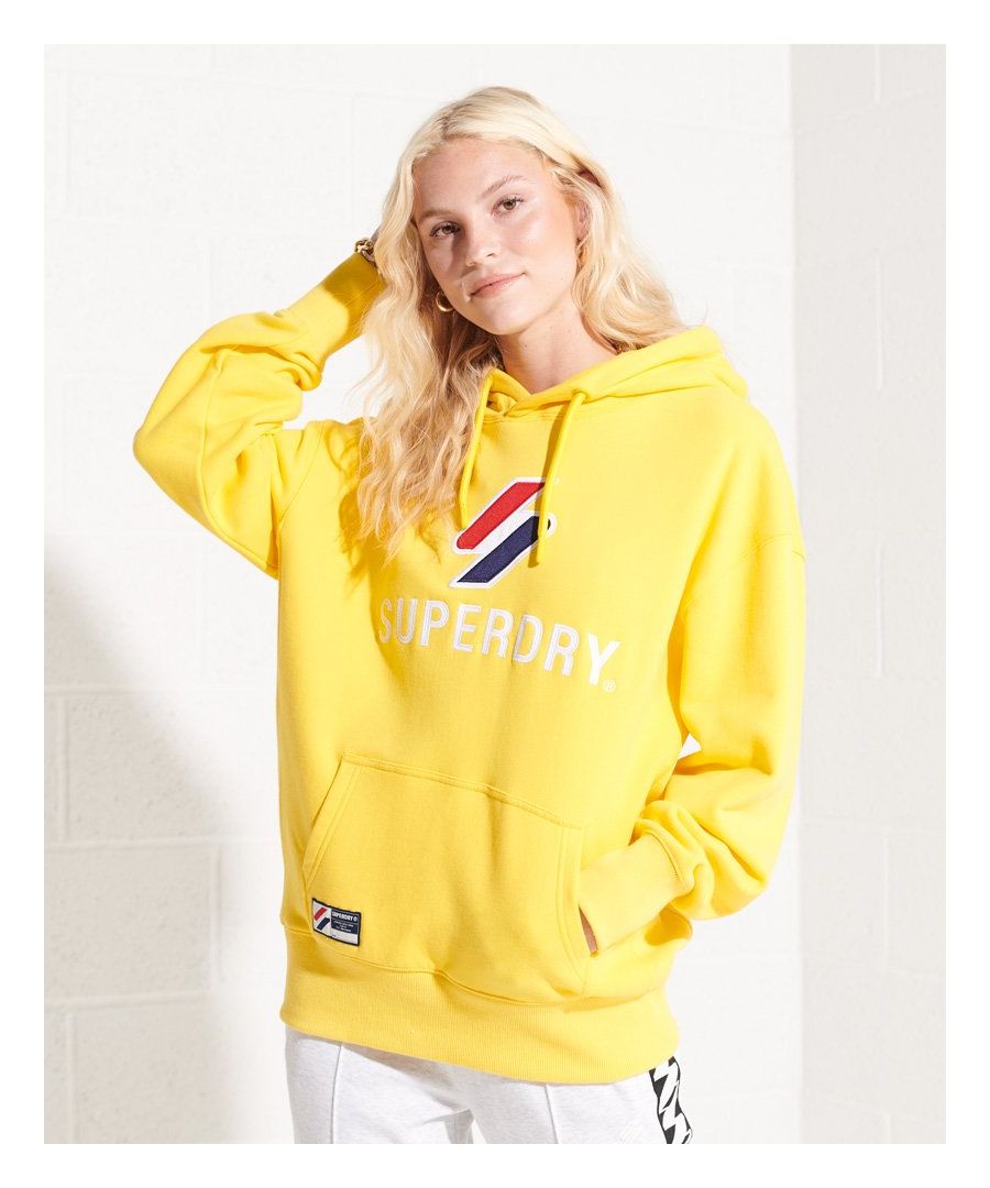 Get cosy in this oversized hoodie, designed to give you a sporty feel while keeping your comfort in mind.Oversized fit – exaggerated and super relaxed, let your style flowDrawstring hoodSoft liningRibbed cuffs and hemFront pouch pocketApplique graphicSignature logo patchXS/S - UK 6-10, US 2-6, EU 34-38M/L - UK 12-16, US 8-12, EU 40-44