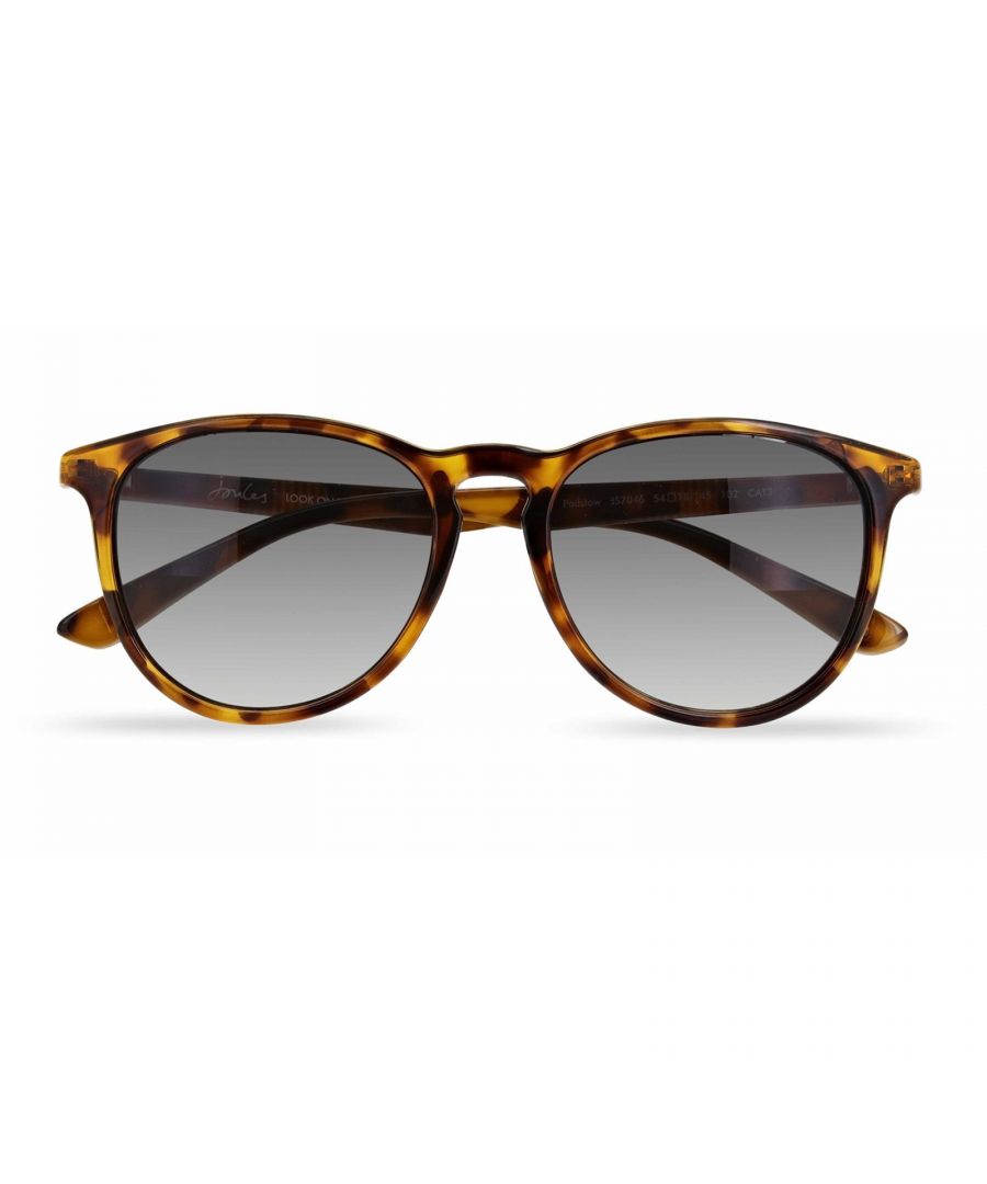 This classic retro roundeye features a versatile keyhole bridge to complement the easy to wear shape.  In timeless tortoiseshell, this sunglass has a Joules twist in the shape of a distinctive striped pattern on both temples.