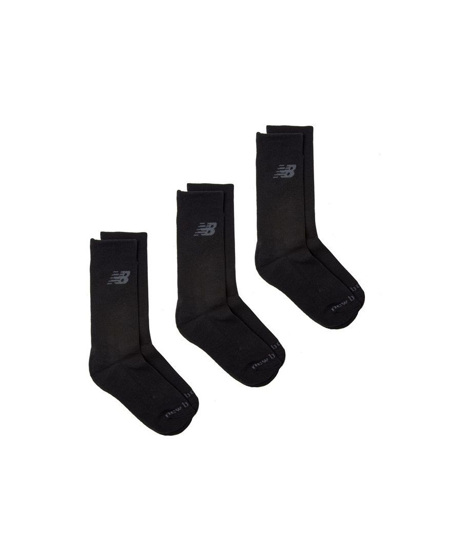 Nieuw Saldo introduceert de 3 Pakken Performance Crew Sokken in Zwart. De sokken zijn gemaakt met een versterkte teen en hiel samen met een ontworpen ondersteuning van de voetboog voor extra comfort.