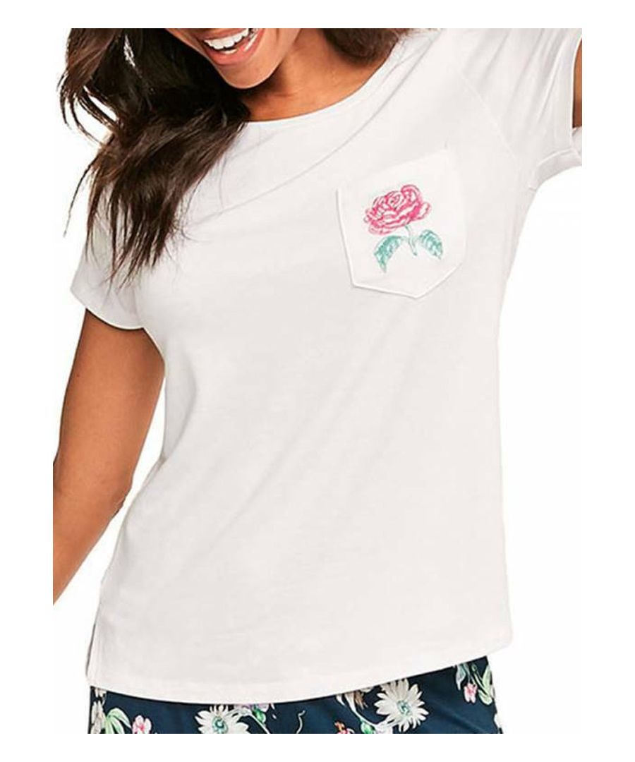 Figleaves Hummingbird Embroidered Pocket T-Shirt is perfect for cozy nights in. This T-Shirt as a single pocket with a gorgeous floral embroidery.