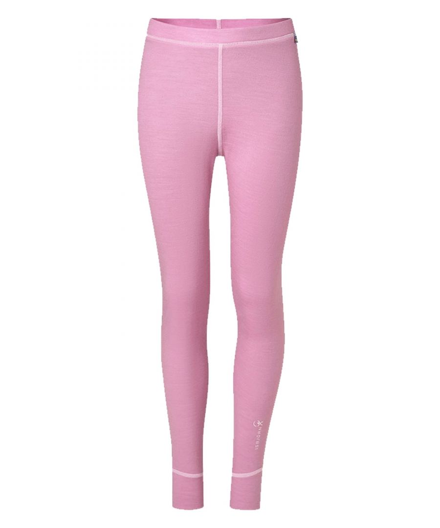 Baselayer longjohns made of RWS certified wool and FSC certified bamboo, it creates a soft and stretchy material with excellent functionality. The wool provides warmth and softness while bamboo offers abrasion resistance and a natural moisture transport.
