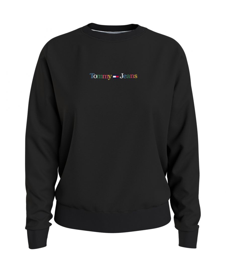 Dames sweater van het merk Tommy Jeans. De sweaters van Tommy Jeans zijn gemaakt van biologisch katoen, en hebben een normale pasvorm. Het zachte katoen zorgt voor een heerlijk draagcomfort.  Merk: Tommy JeansModelnaam: Reg Serif Color SweaterCategorie: dames sweaterMaterialen: biologisch katoen, polyesterKleur: zwart