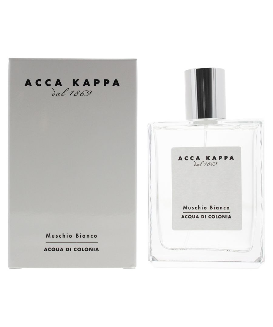 White Moss by Acca Kappa is an aromatic fragrance for women and men. Top notes are juniper berries, lemon and bergamot. Middle notes are lavender, aldehydes and cardamom. Base notes are amber, white musk and cedar. White Moss was launched in 1997.