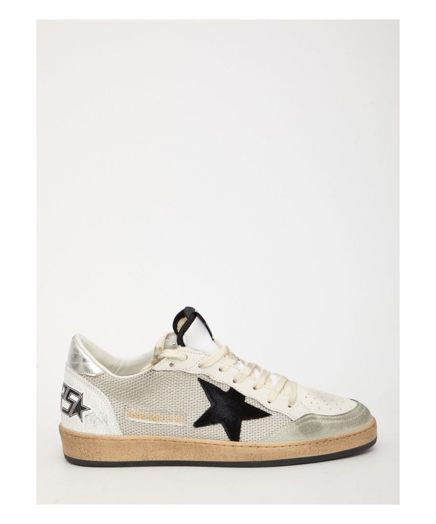 Ball Star sneakers in white leather with grey laminated inserts and suede details. They feature lace-up closure, metallic heel, embossed Sneakers logo on the back, rubber sole and vintage effect.