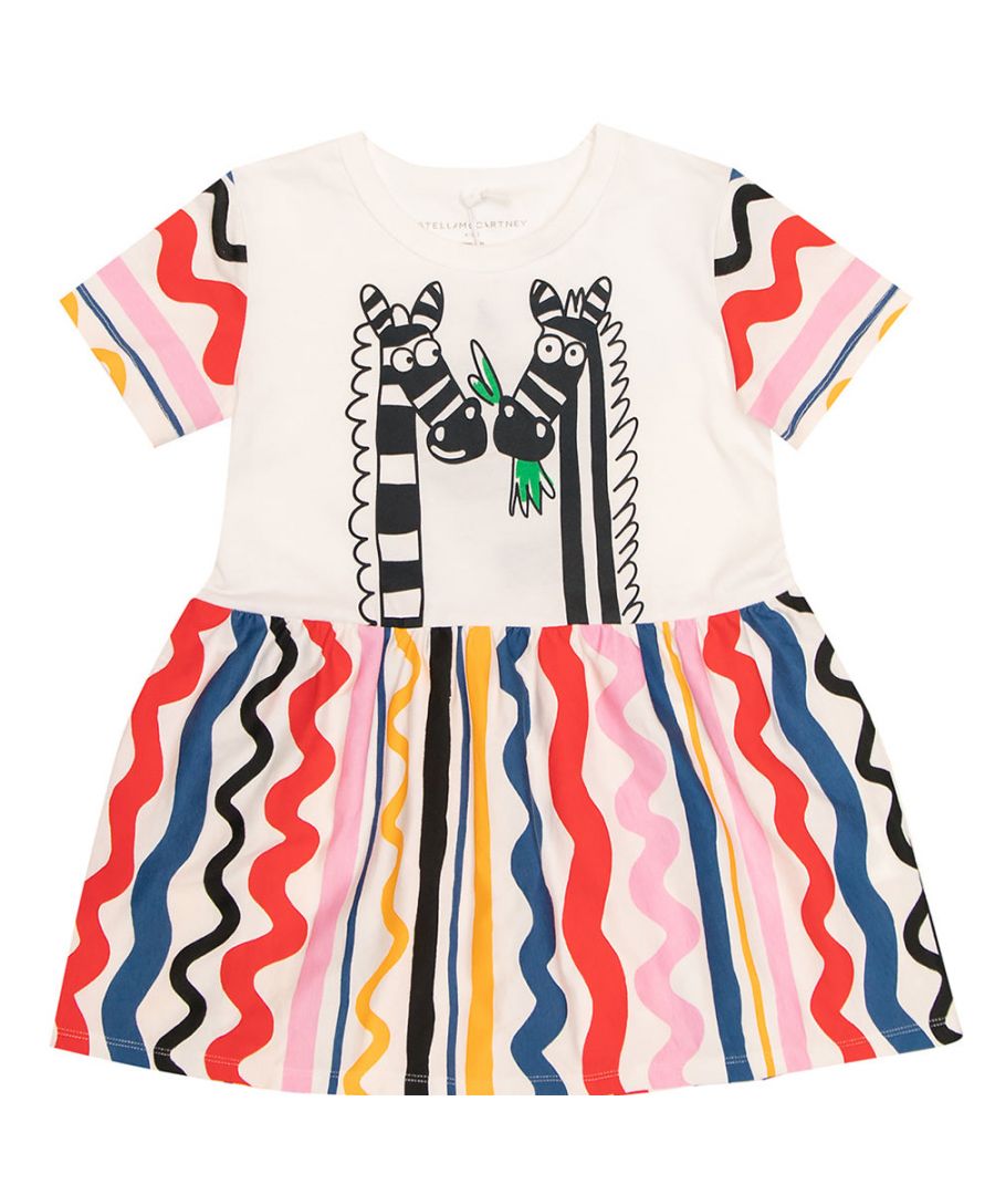 This Stella McCartney Baby Girls Zebra Print Dress in White is crafted from sustainable cotton and has a short sleeve design. It features a colourful graphic pattern, an animal print, a round neck and short sleeves.\n\n\n\nShort sleeve design\nColourful graphic pattern\nAnimal print 