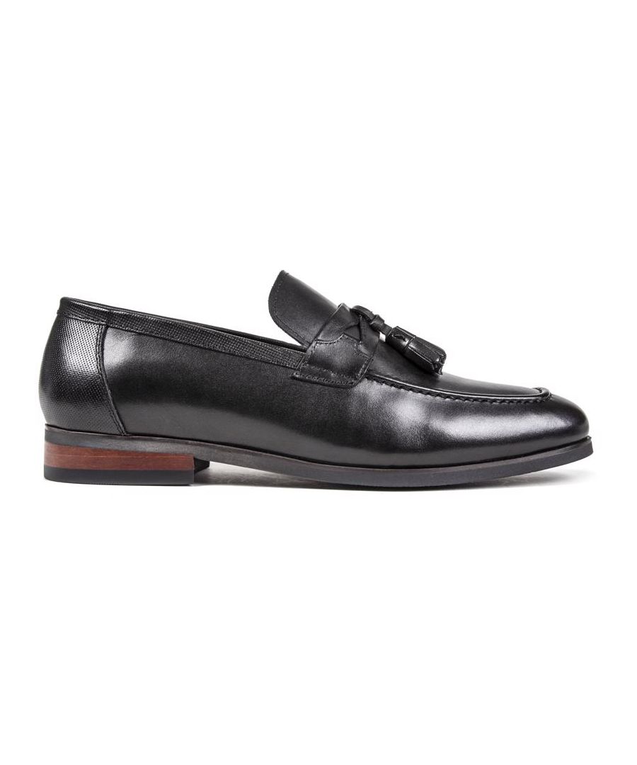 Men's Black Sole Lassell Slip-on Loafer Shoes Made With A Smooth Leather Upper Featuring A Tassel On The Saddle, Handstitched Detailing, And Dimpled Heel Panel. These Exclusive Low-profile Shoes Have A Leather Lining And Sock, With A Branded Black And Brown Synthetic Sole.
