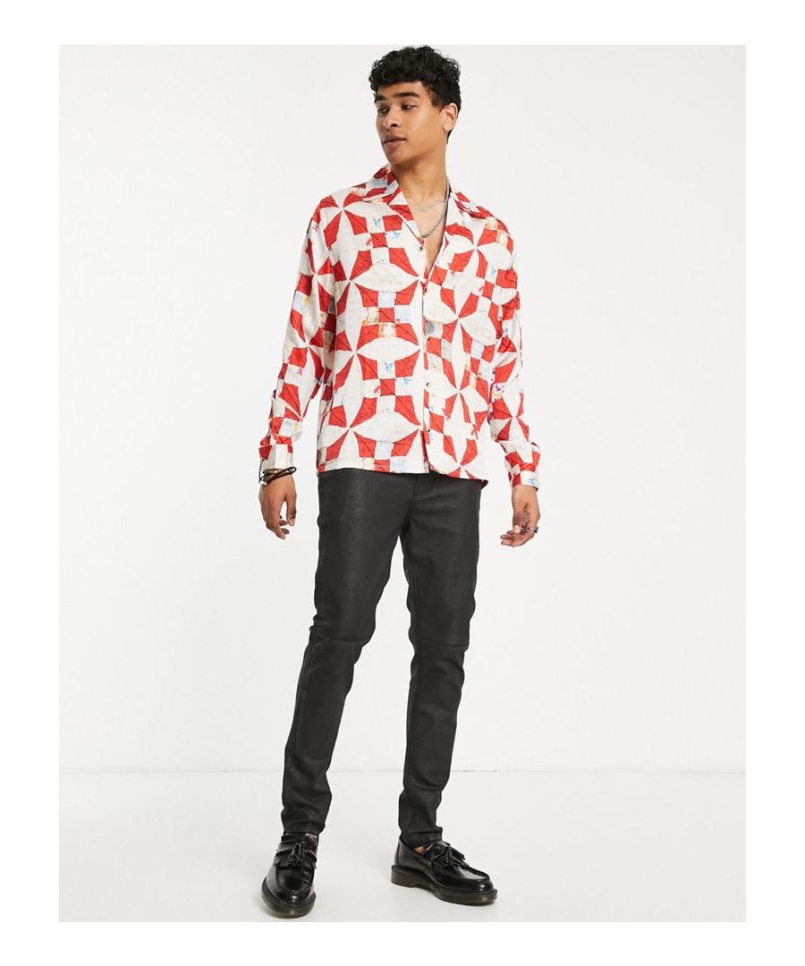 Shirt by ASOS DESIGN It's giving 70s Abstract print Revere collar Button placket Long sleeves Relaxed fit Sold by Asos