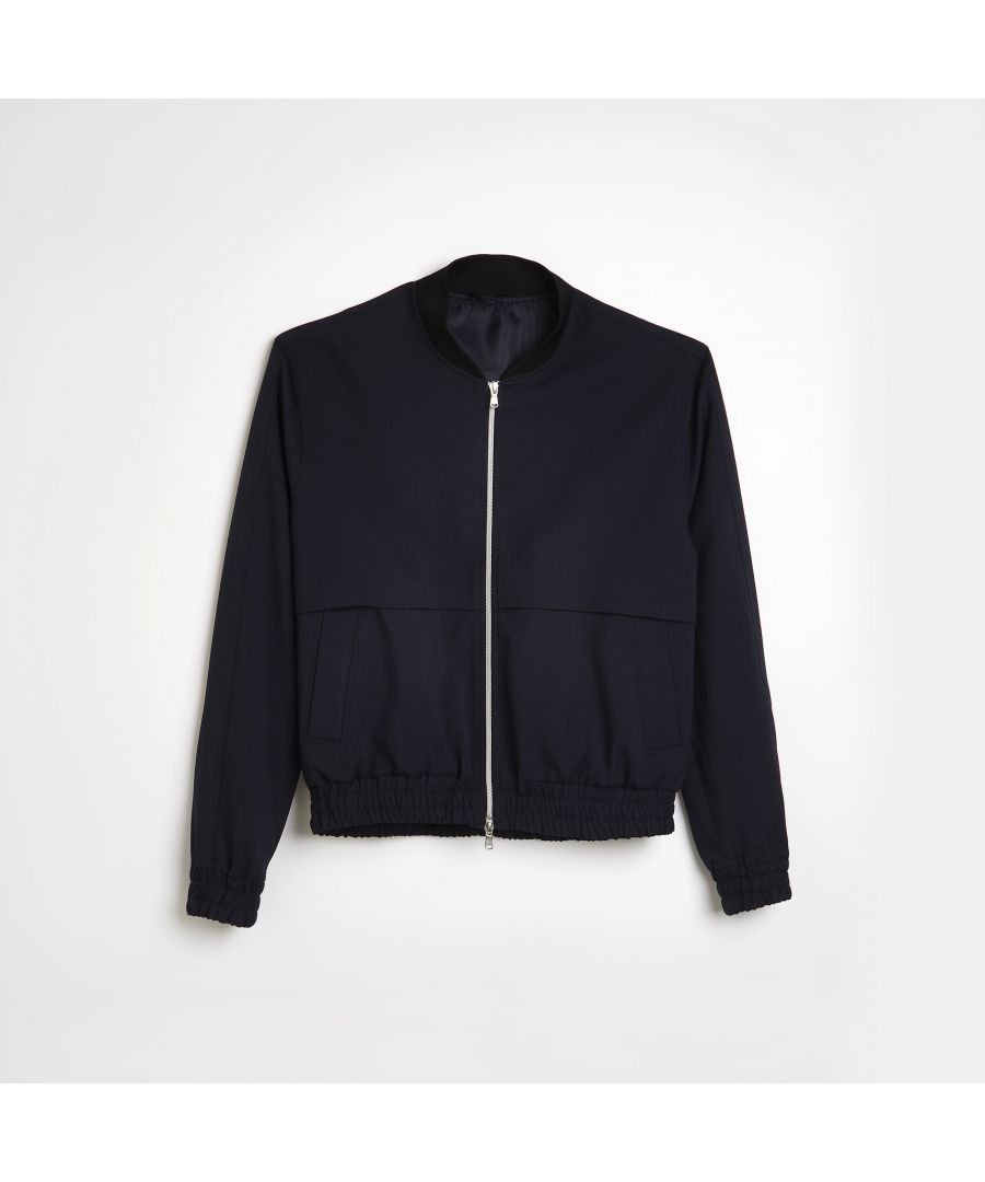 > Brand: River Island> Department: Men> Type: Jacket> Style: Bomber Jacket> Material Composition: 74% Polyester 25% Viscose 1% Elastane> Outer Shell Material: Polyester> Size Type: Regular> Fit: Regular> Closure: Zip> Pattern: No Pattern> Occasion: Casual> Season: SS22> Jacket/Coat Length: Short