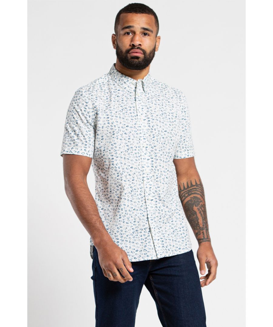 This short sleeve, button-down floral shirt from French Connection is a wardrobe staple in a unique design. Made from cotton fabric to ensure high quality and comfortable wear.