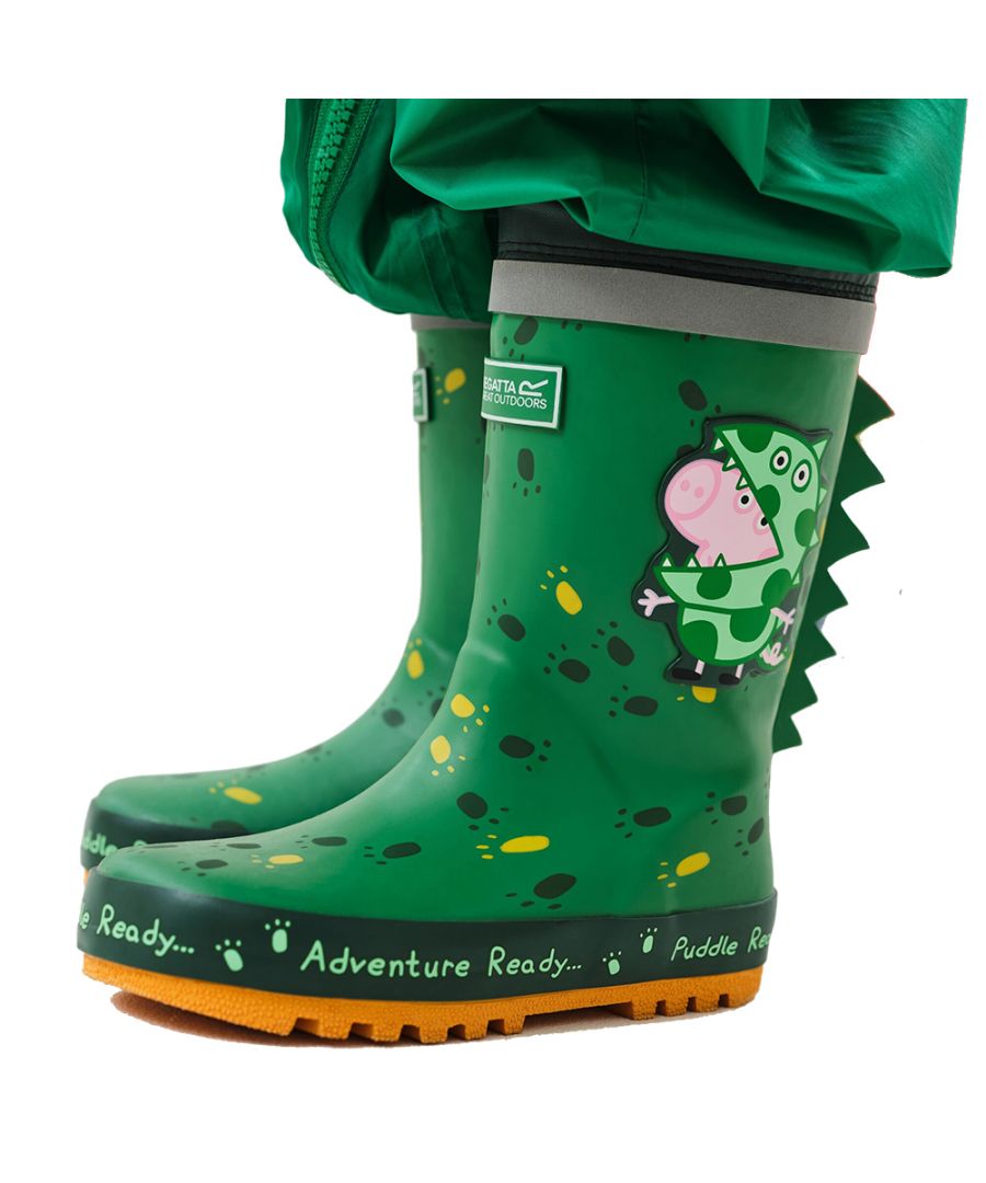 Gaiter with drawcord adjustment. EVA comfort footbed. Multi-directional cleated sole design with square heel - reliable underfoot stability.