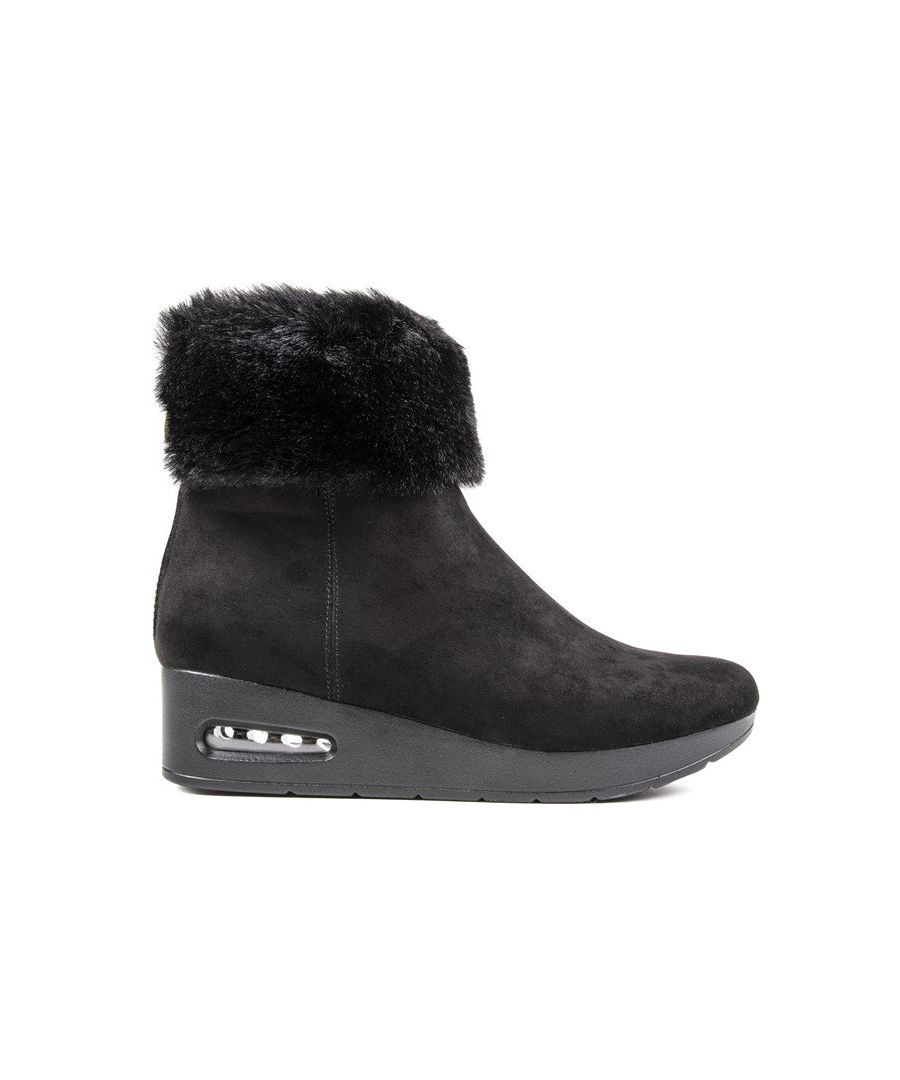 Womens black Dkny abri-wedge ankle boots, manufactured with nubuck and a rubber sole. Featuring: faux fur collar, gold back zip, fabric lining and air bubble sole detail.