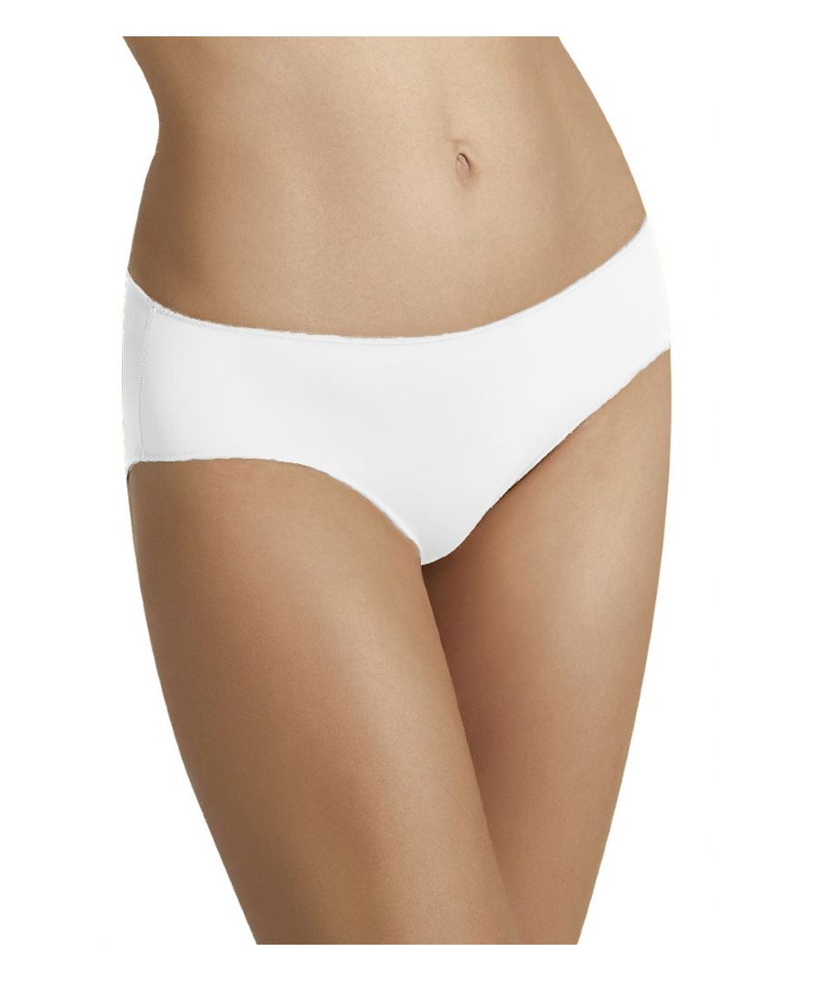 These Braga midi briefs by Ysabel Mora are perfect for every day wear. The mid rise style sits above your hips, for a good overall coverage. The lined gusset and elasticated waist makes these knickers comfortable all day long. Flat seams make these invisible underneath clothing. Size Guide: M (12), L (14), XL (16), 2XL (18).