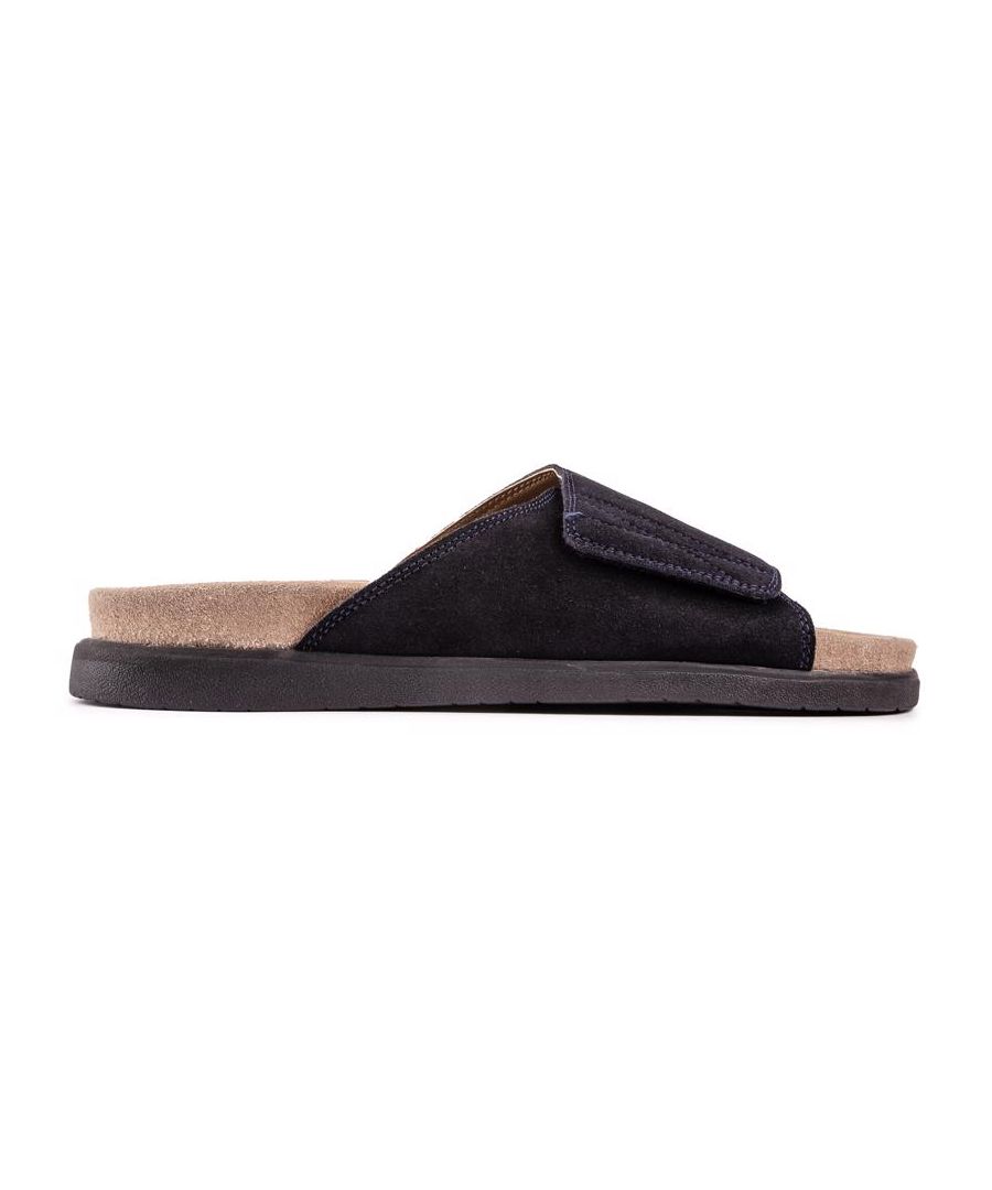 Blauwe Silver Street-sandalen voor heren, gemaakt van suède en een rubberen en synthetische zool. Voorzien van: suède voetbed, klittenbandsluiting en comfortabele pasvorm.