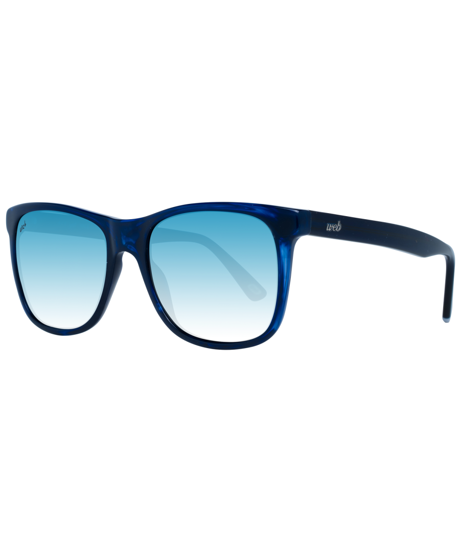 Web Sunglasses WE0279 92W 56\nExtras: Geen extra's\nFrame kleur: Blue\nFrame materiaal: Kunstostof\nGlas kleur: Blauw\nGlas materiaal: Kunststof\nCategorie filteren: 2\nStijl: Trapezium\nGlas-Effect: gepolariseerd\nbescherming: 100% UVA & UVB\nGlas breedte: 56\nGlas hoogte: 45\nWeb breedte: 19\nTempel Lengte: 145\nVeer Scharnier: Nee\nLeveringsomvang: Etui\nFrame Stijl: Full-Rim