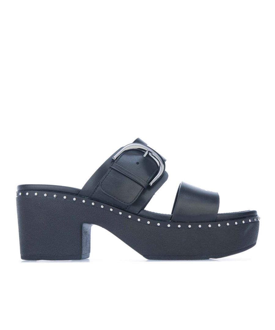 Womens Fit Flop Pilar Leather Clogs in black.- Leather upper.- Adjustable statement buckle.- Underfoot cushioning inside a firm shell.- Lightweight design.- Featuring soft cushioning inside a firmer shell and contoured footbeds.- Slip-resistant rubber outsole.- Leather upper and lining.- Ref.: BK4090
