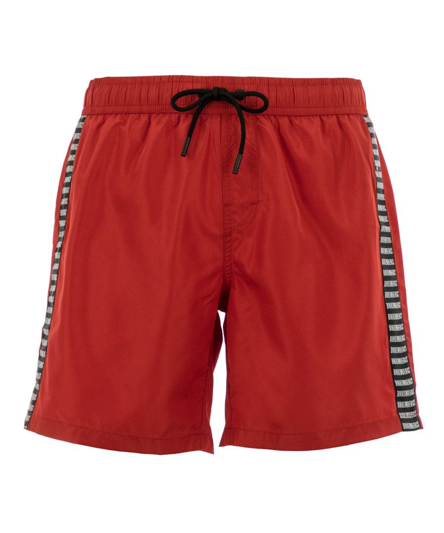 Bikkembergs BKK1MBM06-RED-M The Bikkembergs brand finds inspiration in the union between the creativity of fashion and the functionality of sport. The fashion house, founded in 1986 by the eponymous designer and member of the group of avant-garde designers known as the 