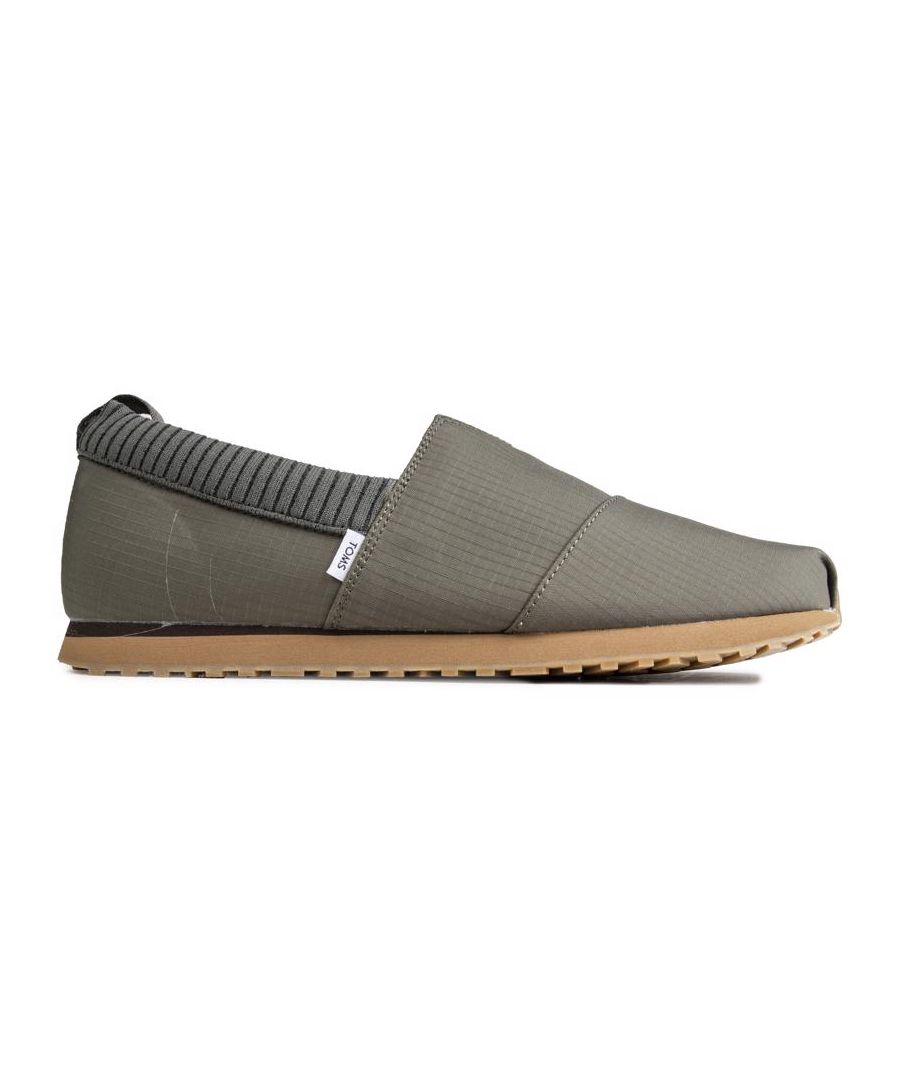Mens green Toms alpargata resident shoes, manufactured with textile and a eva sole. Featuring: canvas lined, padded in-sole, vegan and lightweight.