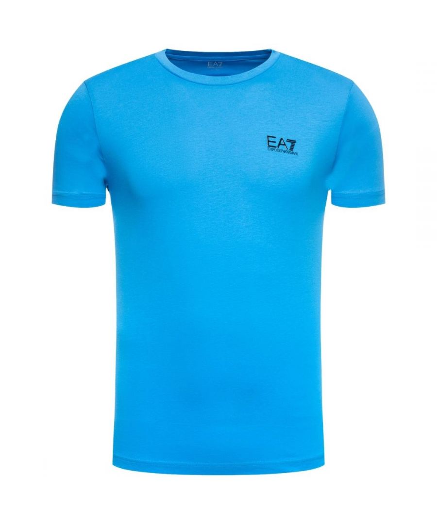 EA7 Brand Logo op de borst Helderblauw T-shirt met V-hals. EA7 blauw T-shirt. Stijlcode: 8NPT53 PJM5Z 1510. V-hals. 95% katoen, 5% elastaan. Logo op de borst