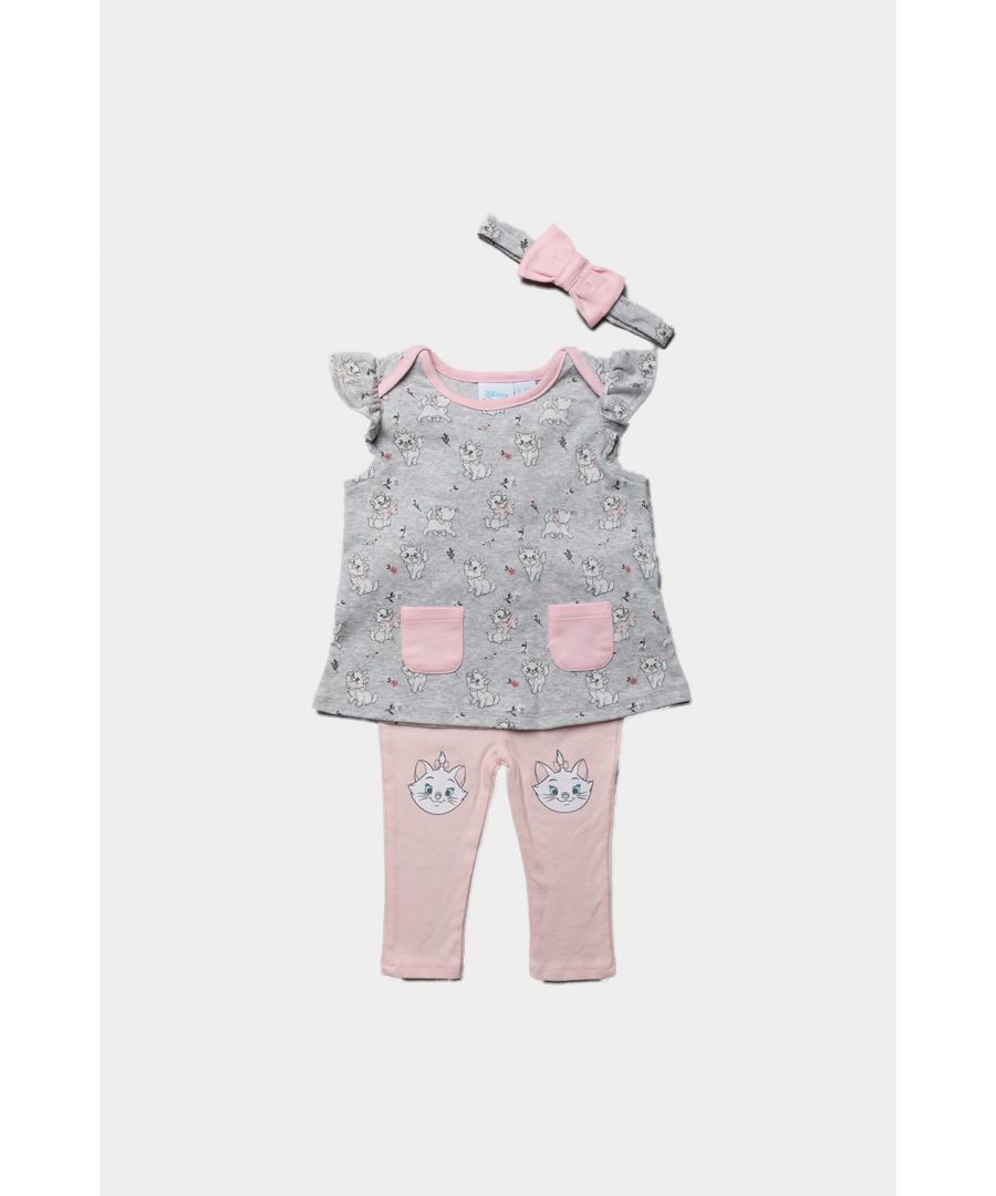 This Disney Baby Marie set is the perfect for the little one in your life, this three-piece set features an adorable Marie from Aristocats print and details. It includes a tunic top, leggings, and an adorable matching headband. This matching set makes outfit planning easy and would be an adorable gift too!