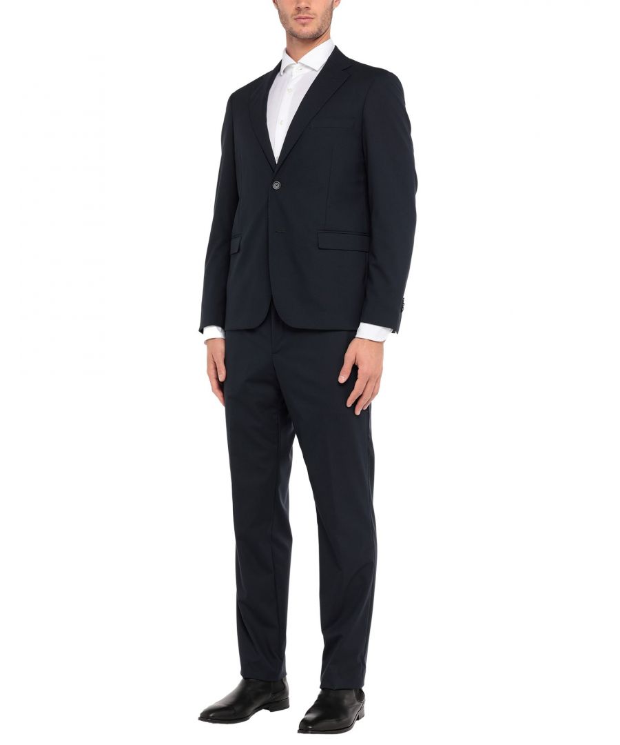 plain weave, no appliqués, basic solid colour, lapel collar, long sleeves, single-breasted , multipockets, mid rise, button closing, single chest pocket, fully lined, hook-and-bar, zip, stretch