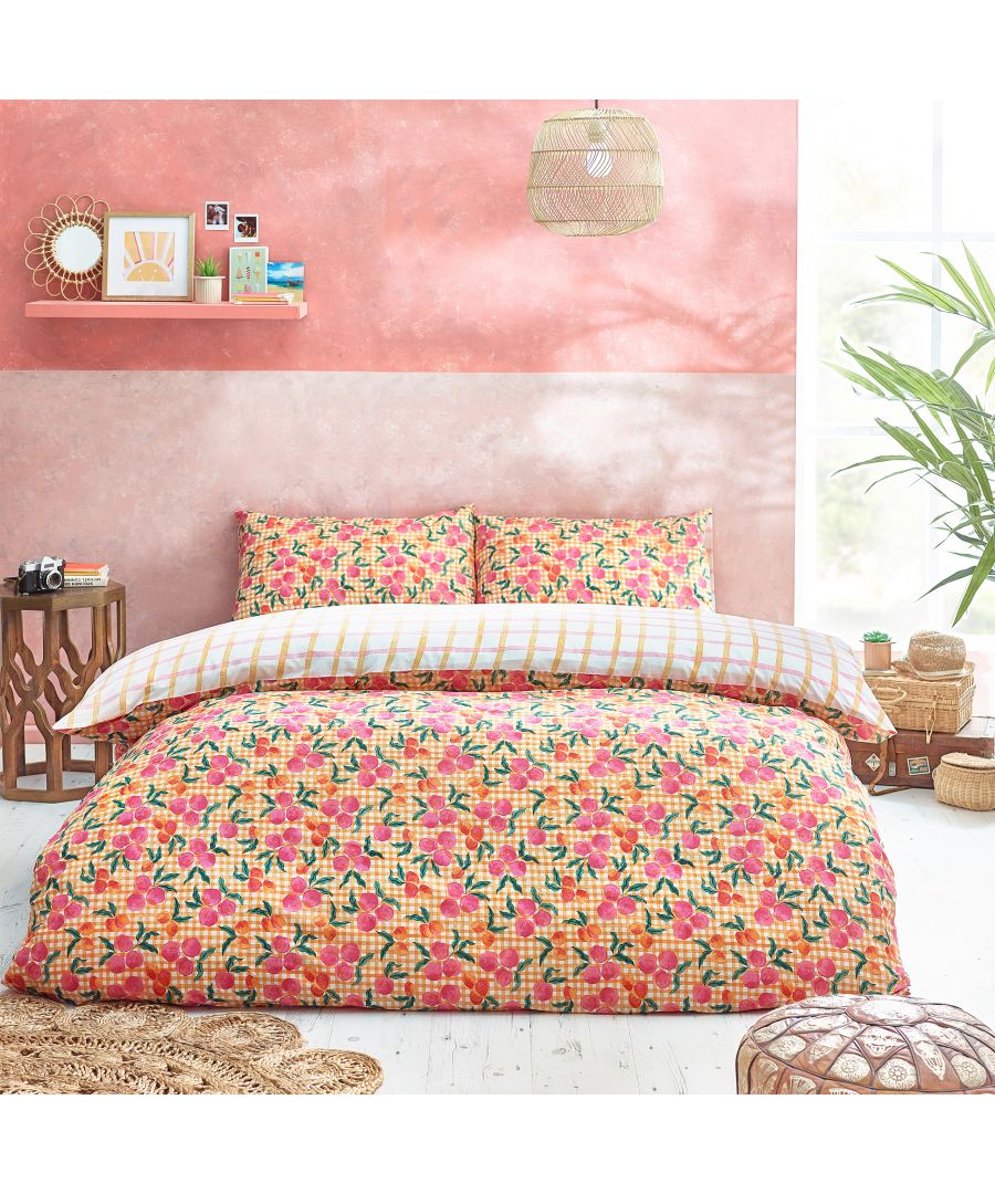 Make a statement with the Juicy duvet set. Featuring juicy peaches on a gingham base. The colour continues to the reverse with pink and yellow gingham design so you can switch the look when you need to.