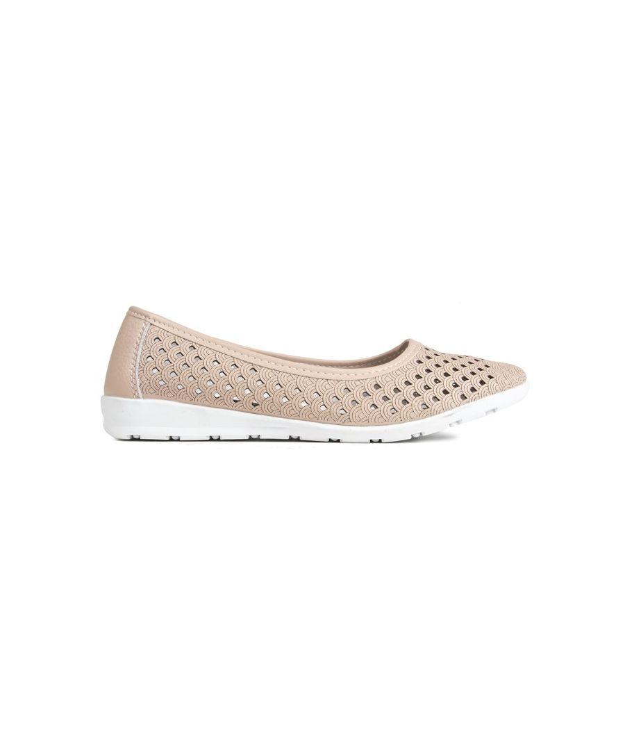 Solesister's Isle Ballerinas Are A Perfect Travel Companion Or For Everyday Feel Good Wear. So Comfy, So Light, A Casual Shoe With A Pretty Laser Cut Leather Upper. This Flat Soled Staple Comes With A Flexible Sole With Great Appeal And Comfort.