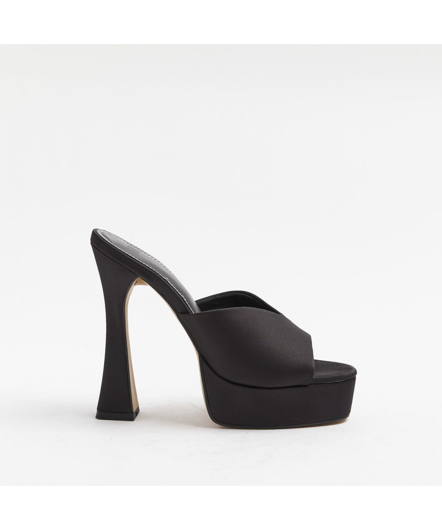 > Brand: River Island> Department: Women> Colour: Black> Type: Sandal> Style: Slider> Material Composition: Upper: Textile, Sole: Plastic> Material: Textile> Upper Material: Textile> Pattern: No Pattern> Occasion: Casual> Season: AW22> Closure: Slip On> Shoe Width: Standard> Heel Style: Cone