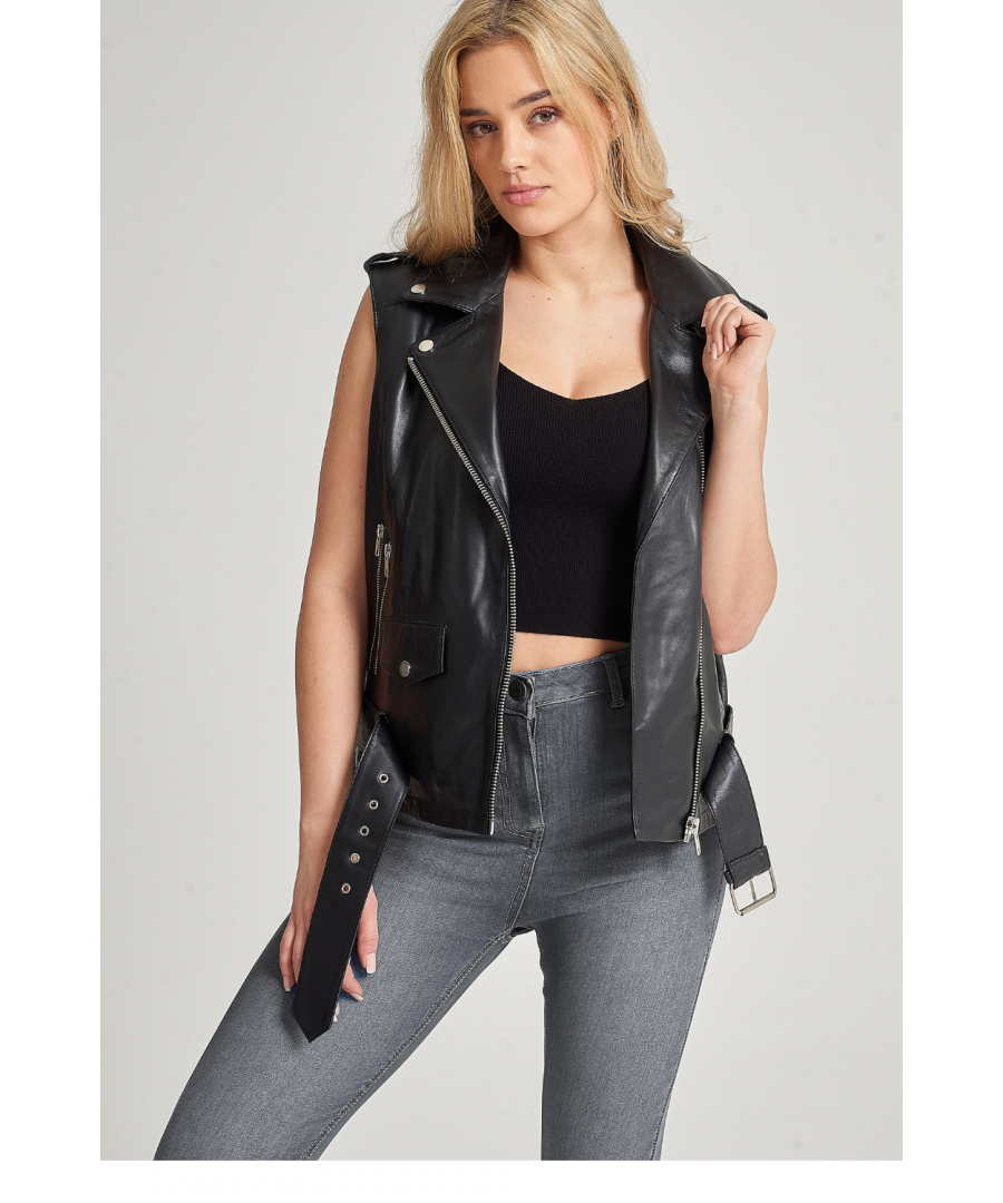 Edgy and versatile, the BARNEY & TAYLOR sleeveless biker vest is sure to become your new style staple. Perfect all year round, you can style this classic leather waistcoat with loose summer outfits or chunky winter layers. The asymmetric zipline and adjustable waistbelt give you multiple styling possibilities throughout the seasons.