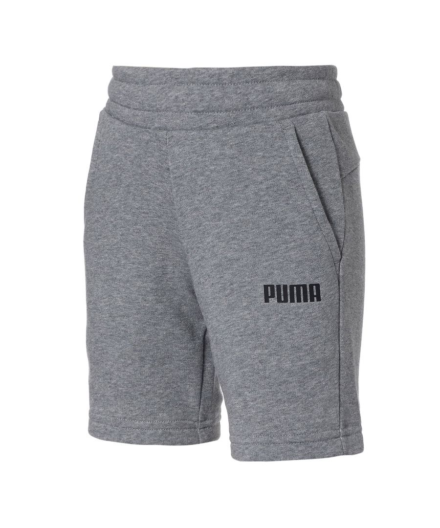 PRODUCT STORY Get ready for summer with these handy shorts. Not only are they a stylish addition to any wardrobe, they're also made with a comfortable cotton-poly blend for a smooth and comfortable feel. FEATURES & BENEFITS: By buying cotton products from PUMA, you're supporting more sustainable cotton farming. Contains Recycled Material: Made with recycled fibres. One of PUMA's answers to reduce its environmental impact.
