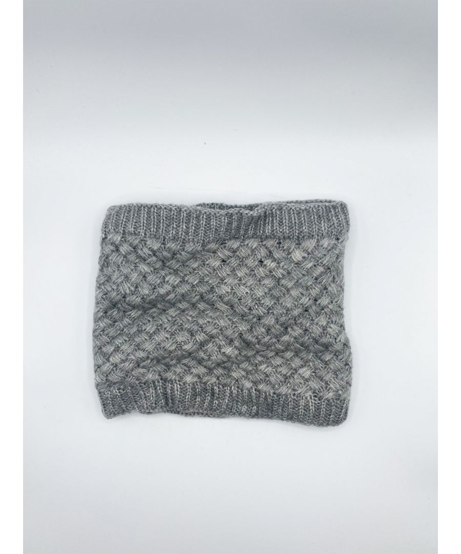 Fleece Lined Neck Warmer\nOne Size\nMain: 100% Polyester\nColour: Grey\nSKU: SC1002011