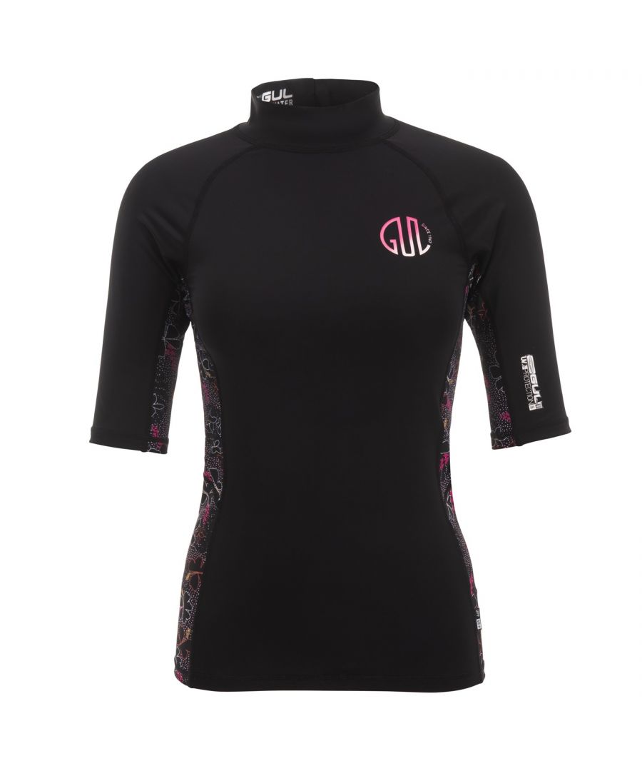 Gul Short Sleeve Rash Vest Ladies This Gul Short Sleeve Rash Vest is crafted with short sleeves and a high neck for a classic look. It features flat lock seams to prevent chafing and is a lightweight, water resistant construction. This vest is designed with printed panels as well as a signature logo and is complete with Gul branding.• Women's Vest• Short Sleeves• High Neck• Flat Lock Seams• Water Resistant• Lightweight• Printed Panels• Signature Logo• Gul Branding• 82% Nylon, 18% Elastane• Machine Washable at 40 Degrees• Keep Away From Fire