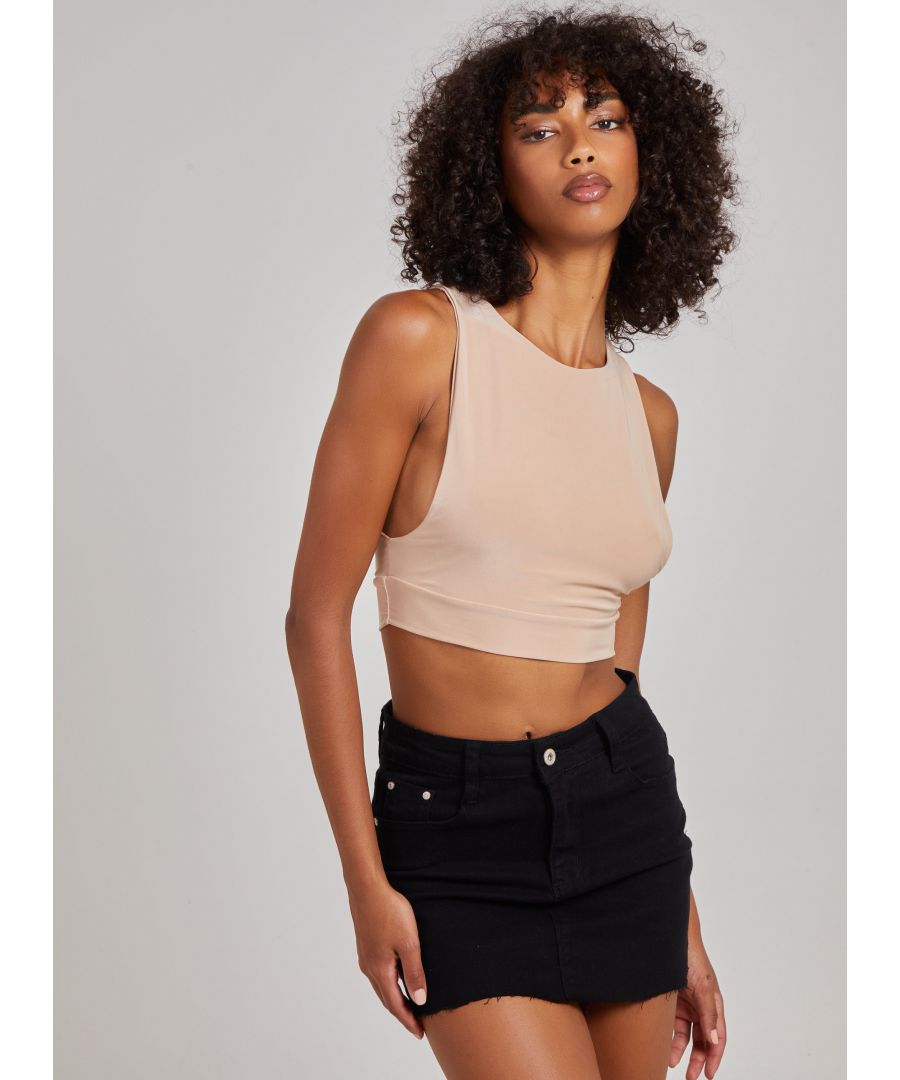Need a top that'll go with any outfit? This basic essential is all you need for layering this winter season. Pair with leather trousers and strappy heels for an out-out look or go casual and pair with joggers.