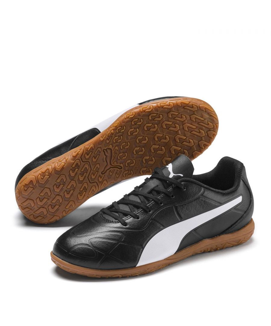 Puma Monarch IT Football Trainers Juniors - The Puma Monarch IT Football Trainers have been made with a durable synthetic leather and a lightweight rubber sole to offer ease of movement. With the lace up fastening helping to achieve a classic look, the trainers are complete with Puma branding for a high quality appeal.