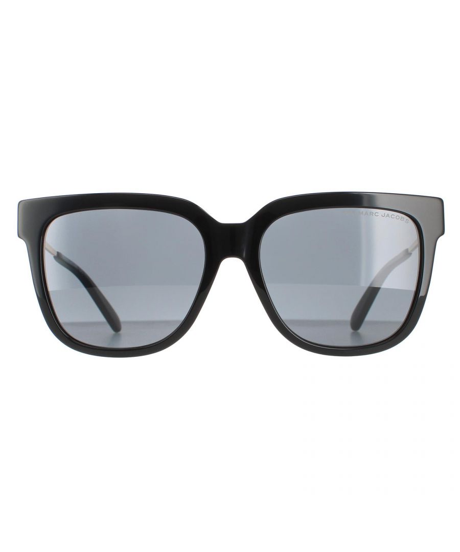 Marc Jacobs Square Womens Black  Grey MARC 580/S  Sunglasses are a elegant square style crafted from lightweight acetate. The one piece nose pads and plastic tips ensure all day comfort while the metal temples feature the Marc Jacobs logo for authenticity.