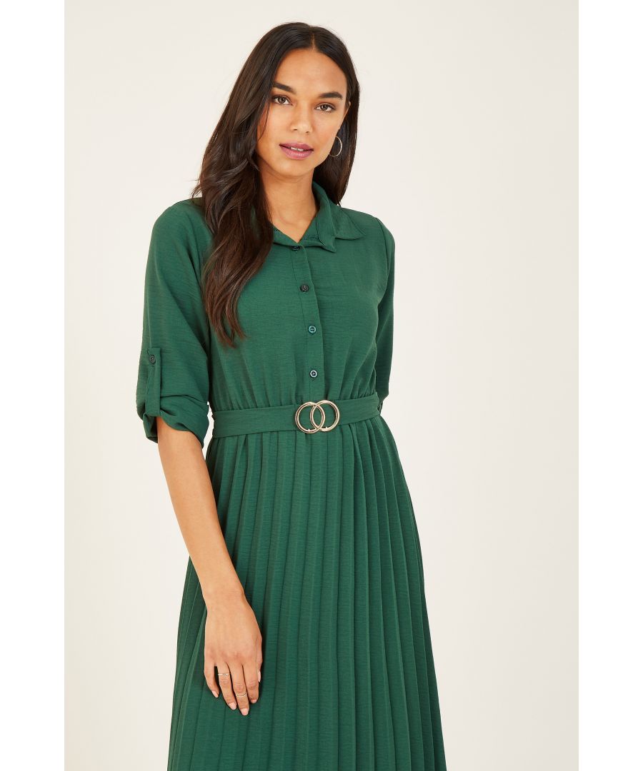 Providing a staple for smart-casual dressing, this Pleated Midi Shirt Dress is cut in a mid-length silhouette with long jersey sleeves. Smartening your look with its classic shirting collar and a gold-tone metallic belt through the waist, slip on with sleek heels and a matching clutch for evening-ready ensembles.  100% Polyester Machine Wash At 30 Length 119cm - 46.85 inches