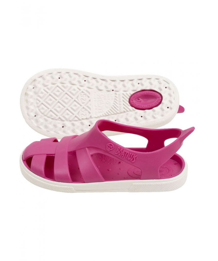 Bioty sandals for girls and boys are vibrant, fun and comfortable. Lightweight and easy to put on, our smelly sandals will be your kid's best friend. As parents and 7th generation shoe manufacturers Boatilus shoes are made with high quality and safe materials. Scented with a lemon essence made from lemon rinds produced in Italy the shoes have a delicious scent, good enough to eat! But please don't! For your children and ours, these shoes have been designed to respect the shape and sensitivity of little feet. We hope you love your Boatilus shoes. Check out other styles in the range.\n\nKids multiplay sandal\n\nPerfect for trips to the beach and visits to the park.\n\nMade from soft durable rubber.\n\nImpregnated with a lemon essence that your kids will love\n\nAnti-shock absorber in the heel\n\nAnatomic design for comfort and stability.\n\nEco-friendly and 100% Recyclable
