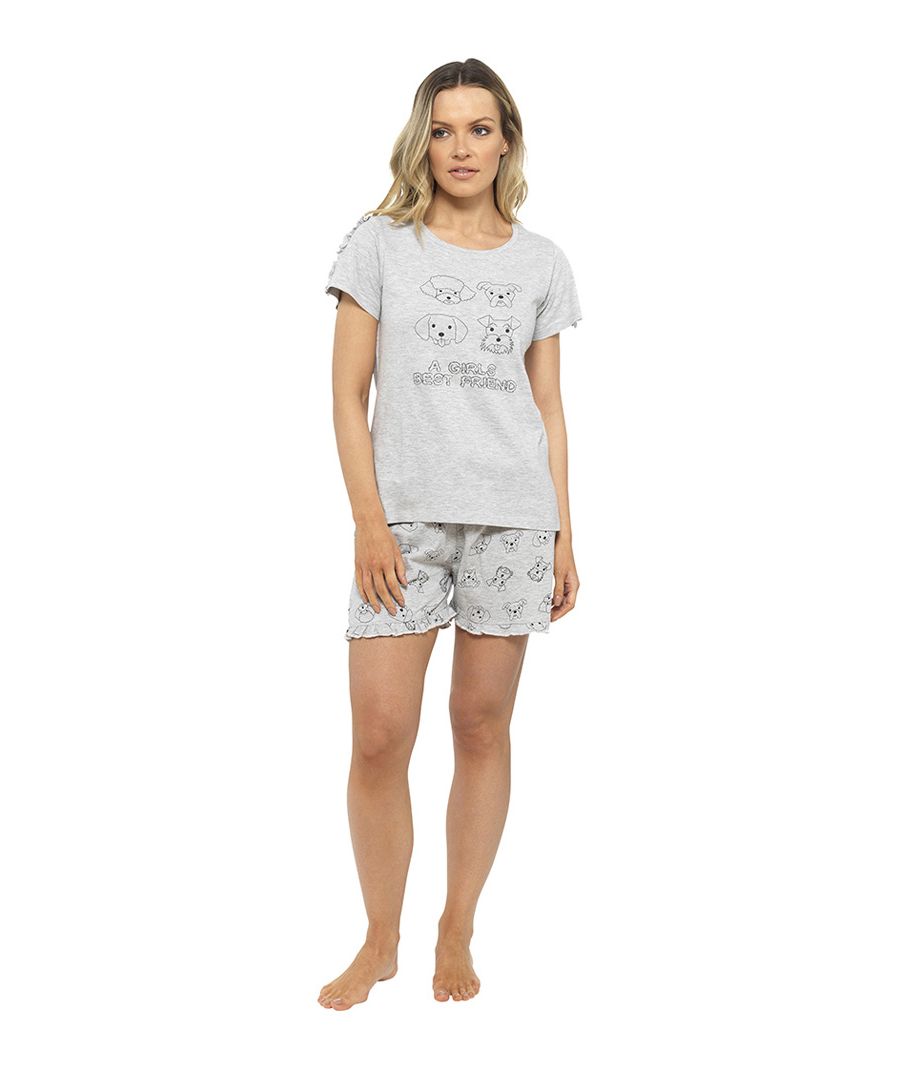 This short pyjama set is the perfect piece for any nightwear collection. It doubles up as a loungewear set. The short sleeves and shorts are breathable and lightweight making this set perfect for summer. An elasticated waist band for the perfect fit. Extra frill edge detailing for a cute, on trend look. Size Guide: M/L (12/14), XL/2XL (16/18), 3XL/4XL (20/22).