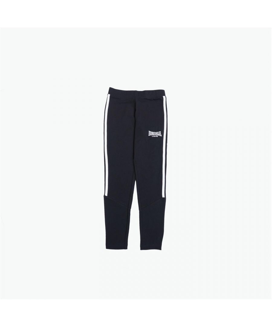 The ultimate wardrobe staple, these Lonsdale black leggings will complete any cozy look.