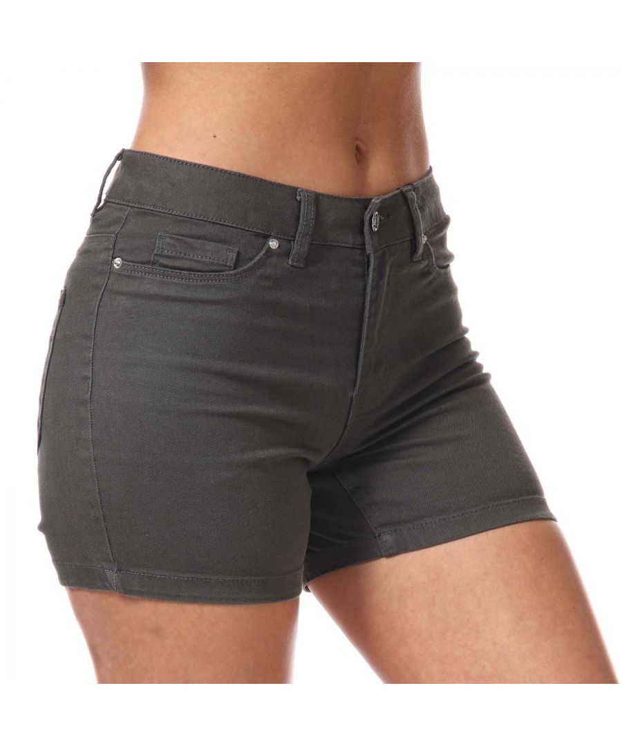 Womens Vero Moda Hot Seven Shorts in grey.- Five pockets.- Button and zip fastening.- Mid-waist.- Belt loops.- Soft cotton blend material.- Regular fit.- 82% Cotton  16% Viscose  2% Elastane.- Ref: 10243729A