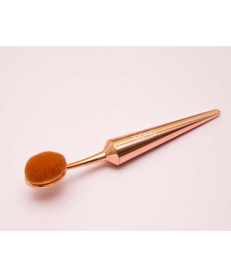 Loved by makeup artists and celebrities alike, Iconic London’s revolutionary vegan EVO brushes guarantee a flawless finish every time. Get insta-glam ready with the EVO brush collection. Precise and controlled, these brushes allow you to contour and define with one stroke and are packed with 250,000 super-soft synthetic fibres. Please note that all of our Iconic Brushes are purchased from a legitimate source. However, this is residual wholesale stock, so therefore the brushes will not be sent in the official Iconic London retail packaging. All brushes are sent in plastic pouches to maintain hygiene standards. Hence the great price.