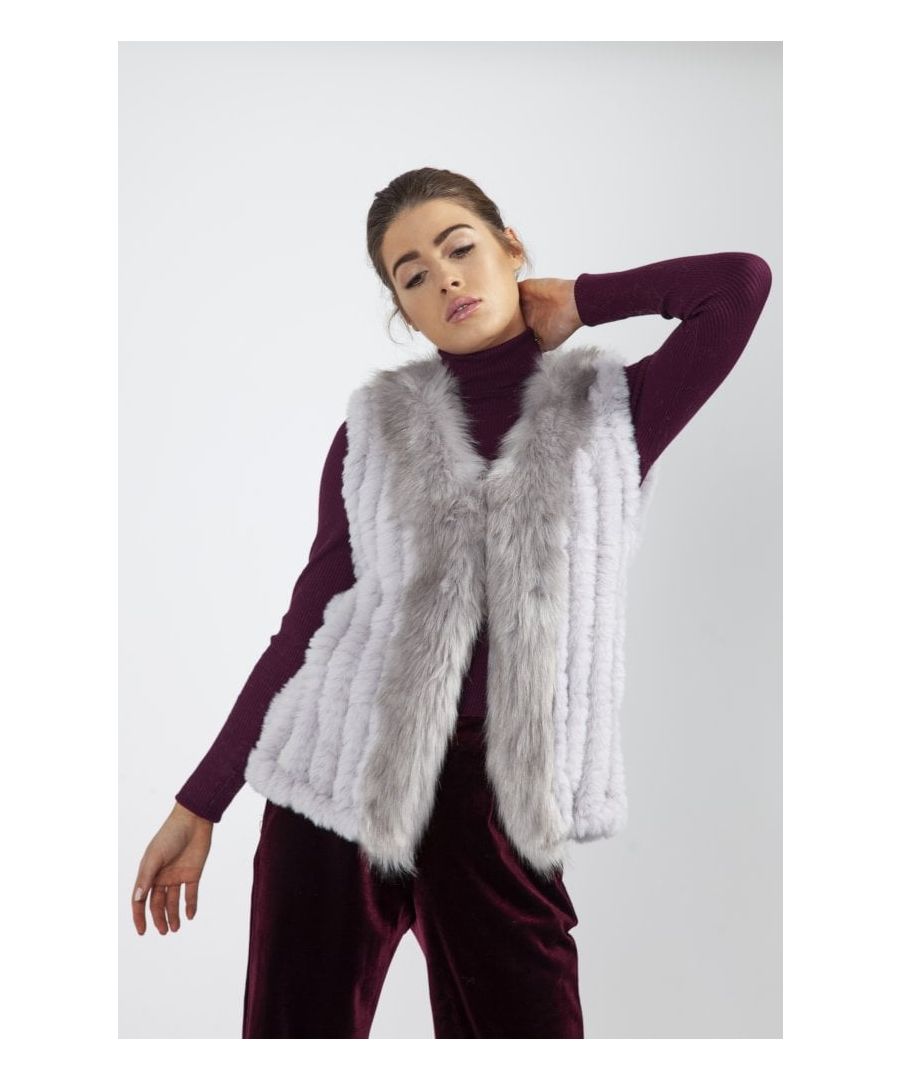 Please note all One-Size Jayley products comfortably fit sizes 8-14. Super soft and warm for winter styling, this faux fur gilet is cut from the plushest of fabrics and is perfect to take you from desk to evening style.