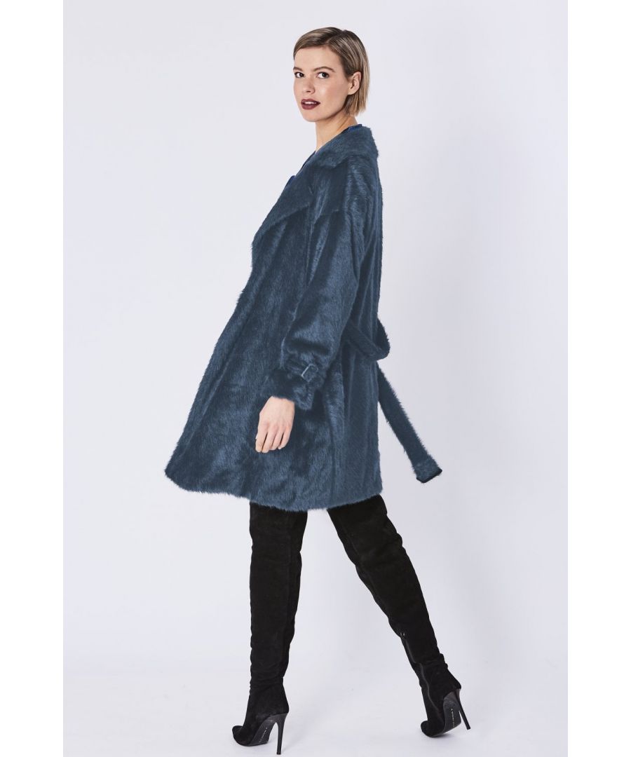 Luxury Faux Fur Coat\n\n15% Acrylic\n85% Modacrylic\n\nLining: 100% Polyester\n\nOne Size\nComfortably fits sizes 8 - 14 UK\n\nAdd a touch of elegance to your winter wardrobe with this luxurious faux fur coat with a belted waist. An incredibly soft to touch fluffy piece that features double-breasted lapels and a buckle belt. A classic faux fur coat that is essential to your everyday wardrobe.